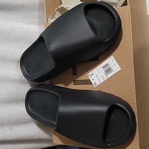 Adidas Yeezy Slide Black Onyx Men's Size 12 New